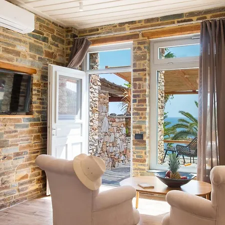 Lazarou Beach Platis Gialos (Sifnos)